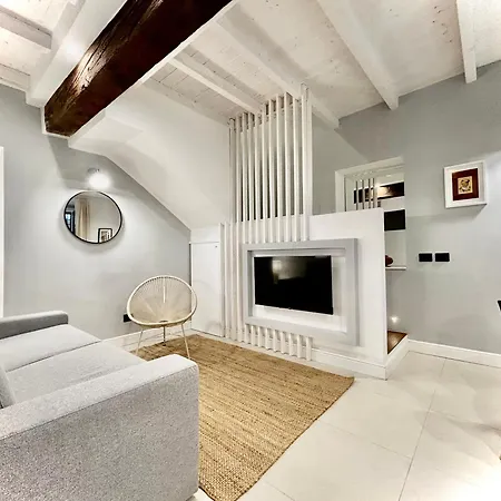 Ticinese Luxury Centro شقة ميلان