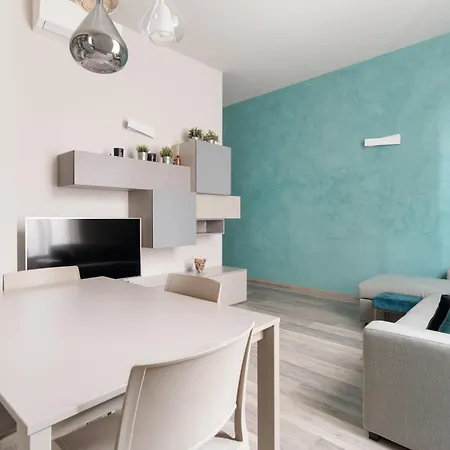 Guesthost - Stylish X4 Isola Mm5 Milano