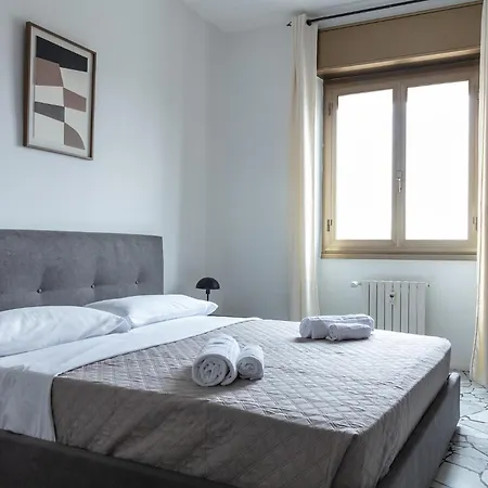 דירה Bilocale Con Balcone E 5 Posti Letto Vicino Metro