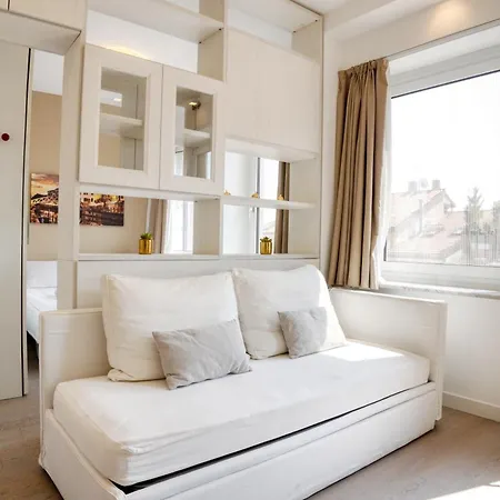 アパート Duomo Modern In Via Torino - Prime Location ミラノ