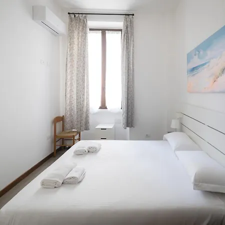 Splendido Trilocale In Zona Isola Appartement