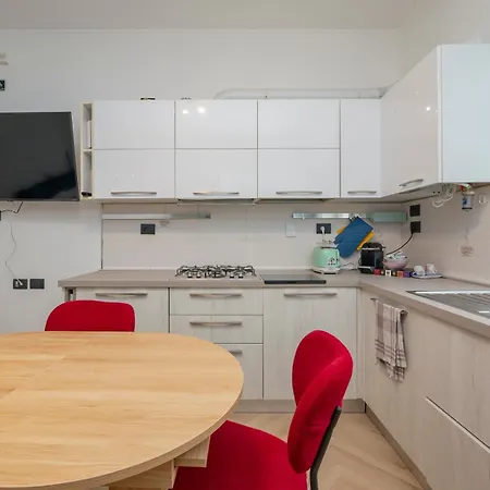 Apartment I-host - Spacious 3br - Balcony - Sleeps 7