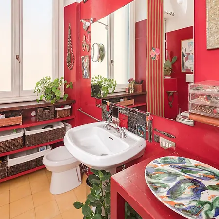 The House Of Wisteria Apartment Milan