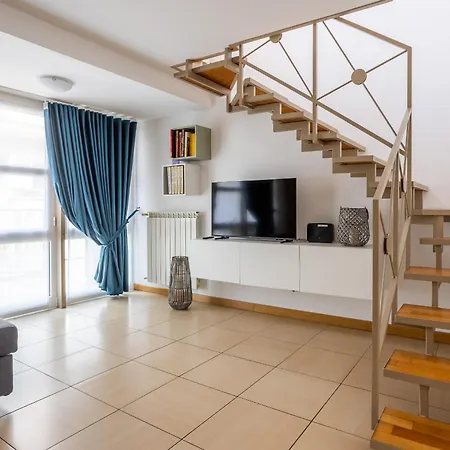Porta Venezia Cozy And Comfortable Loft Apartment Mailand