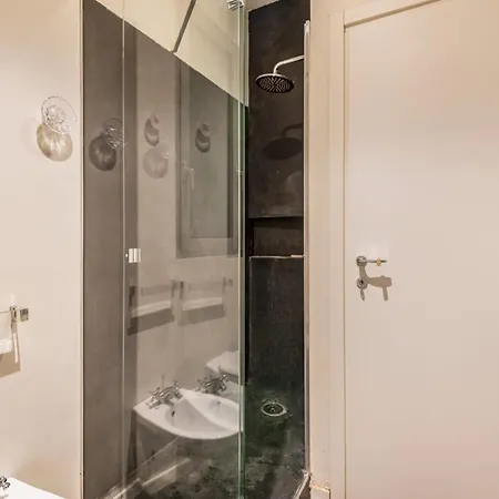 Luxury Center - Via Stoppani Porta Venezia * Милан