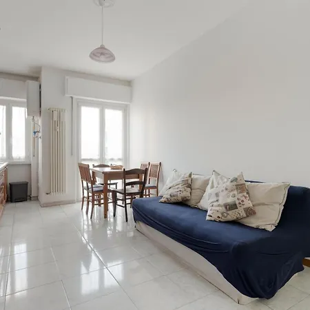 Apartment Guesthost - Cozy X4 Lambrate *