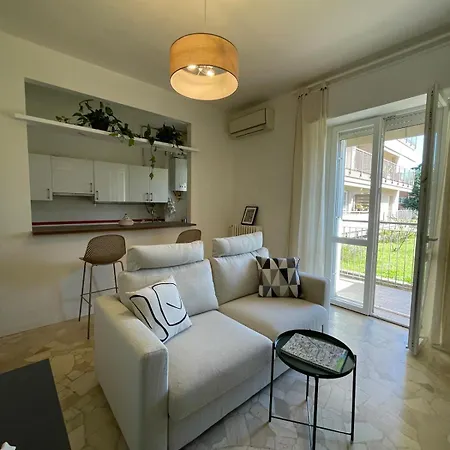 公寓 Spazio Domus - Design & Living 米兰