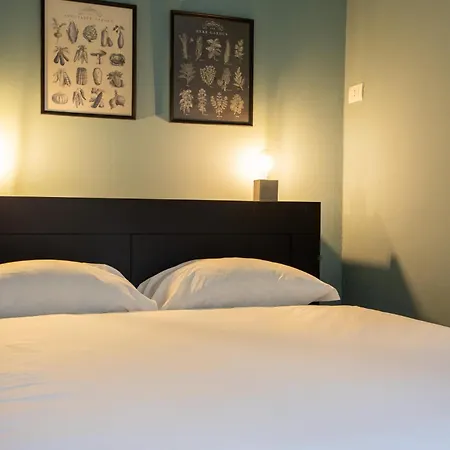 Charming Flat In Colonne Di San Lorenzo شقة