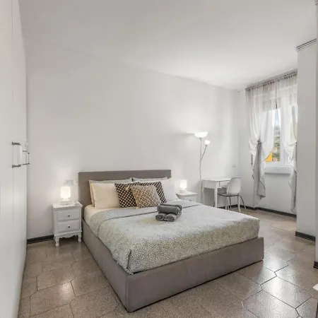 Apartamento Charming Attic With Terrace - Wi-fi Netflix *