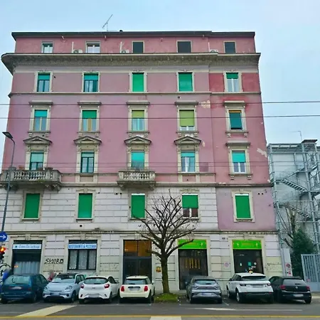 公寓 Bright Cozy Flat Near Maciachini Metro M3 Duomo