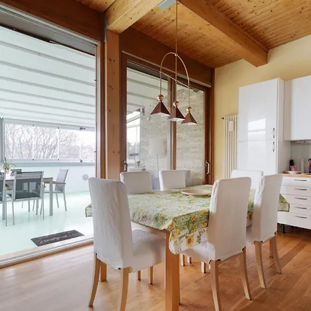Guesthost - Modern Bocconi Apartment *