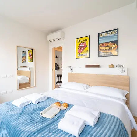 Savona Design Modern Flat - Frattini M4 & Navigli Milán