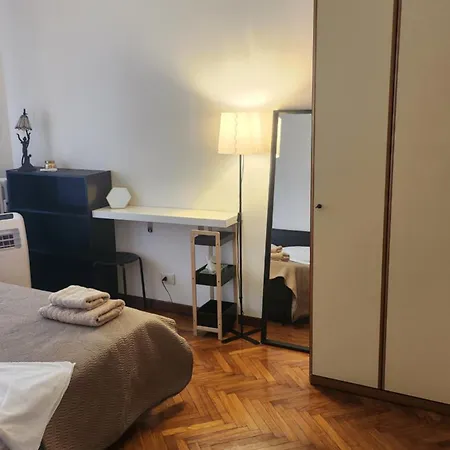 Delightful In The Portello Area For Two People Apartment *