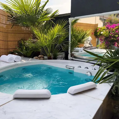 Penthouse With Super Terrace شقة ميلان