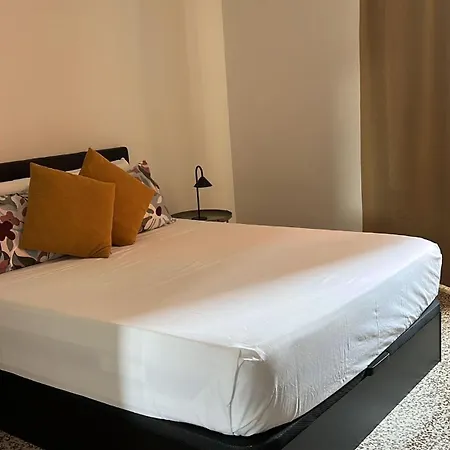 Entire 200 Meters From The Blue Metro Line Apartment