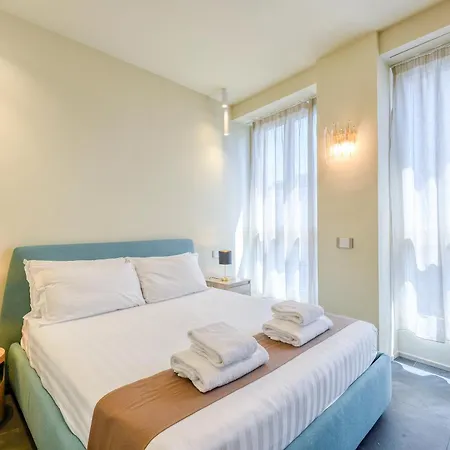 Royal Centro Turati Apartment