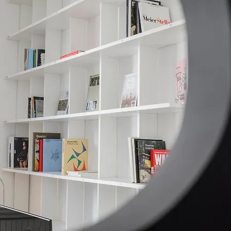 The Designer's Eye - Monforte San Babila Apartment