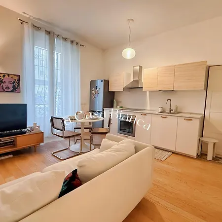 Casa Bianca شقة