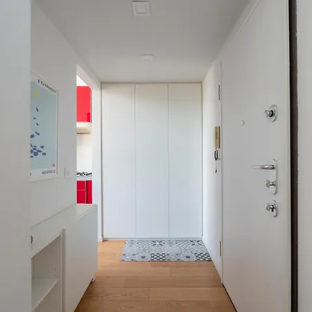 M2 Stylish Within Walking Distance Of The Navigli District *