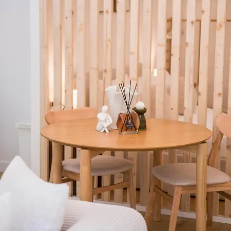 Mahon 1br Superior - Quiet, Near Tram, Metro, Duomo, Station ميلان