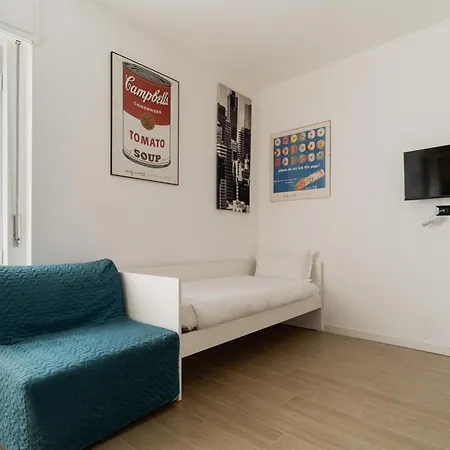 Guesthost - Comfy X3 Famagosta M2