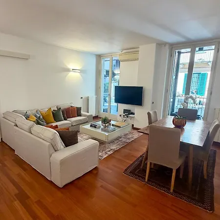 Splendido Trilocale Con Terrazzo In Zona Navigli