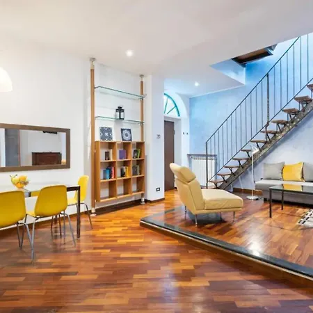 Apartment Spacious & Comfortable Apt, Near Station