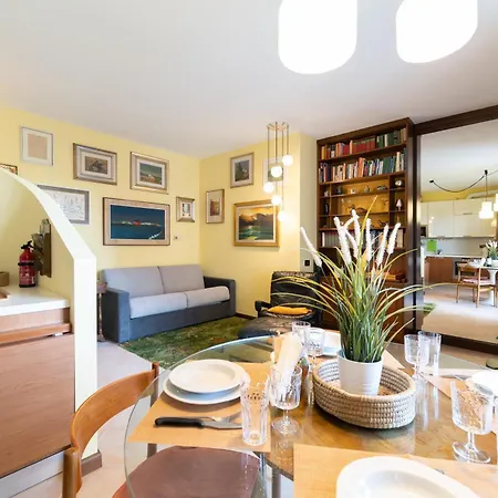 Rho Fiera - San Siro Stadium, Vintage House & Private Garage *