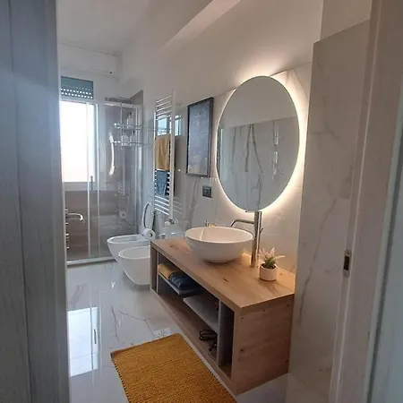 Casa Adelaide New A 아파트 밀라노