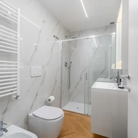 5 Min To Metro, 8-15 Min To Station And Duomo, Air Conditioning * Milan