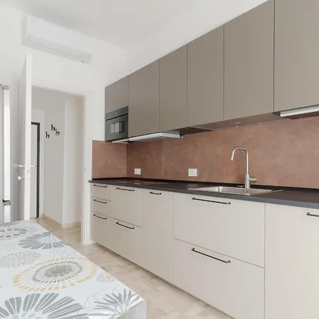 Guesthost - Atelier Rubens De Angeli X4 Apartment *