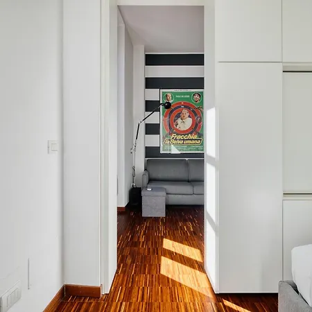Hostmate - - San Gottardo - Navigli Apartamento *