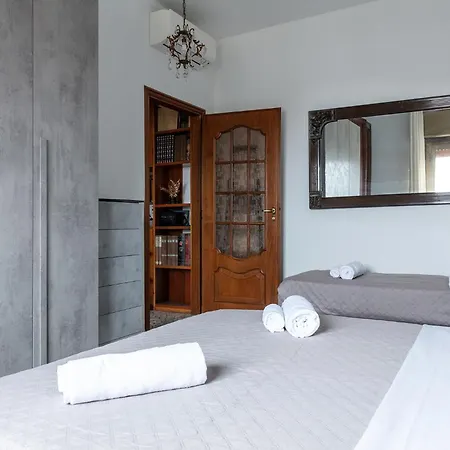 דירה Bilocale Con Balcone E 5 Posti Letto Vicino Metro *
