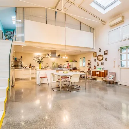 Appartamento Stunning Loft With Private Court - Navigli District Milano
