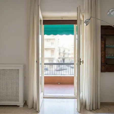 Spacious Modern Ac Close To Metro *