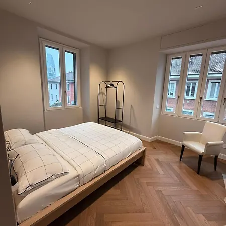 Gae Aulenti Exclusive Suite, 3 Bedrooms, 3 Bathrooms 130 Sqm Apartment *