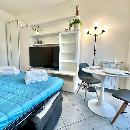 Chic Con Cucina Indipendente E Terrazzino شقة