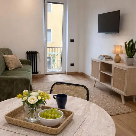 Apartment Isola - Design Flat Near Bosco Verticale Milan