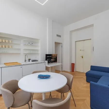 5 Min To Metro, 8-15 Min To Station And Duomo, Air Conditioning Milano