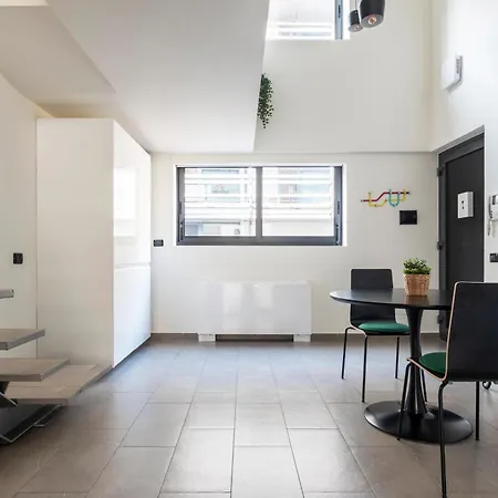 Open Space Loft Navigli * Milano