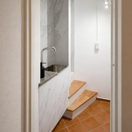 Apartment Elegant Loft Piazza 5 Giornate, Dateo *