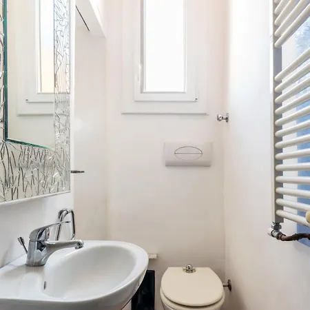 דירה Stradivari Attic