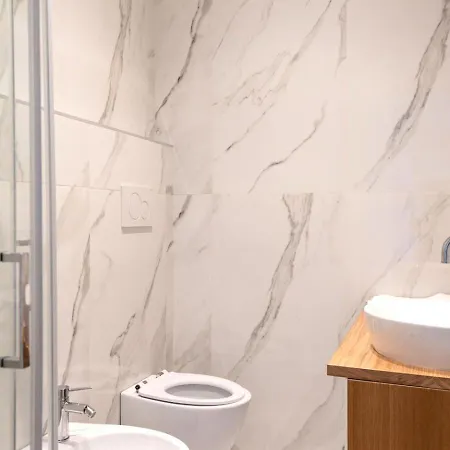 Nolo Compact - M1 Pasteur Apartment Milan