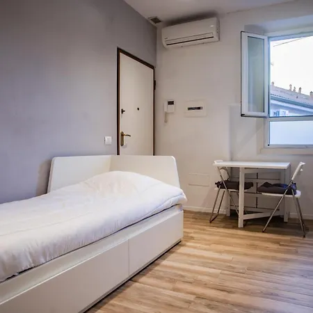 In 12 Min To Duomo Apartment