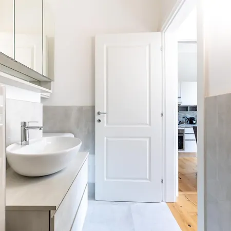 Duomo-navigli 8 Min Walk - With Terrace * Milano