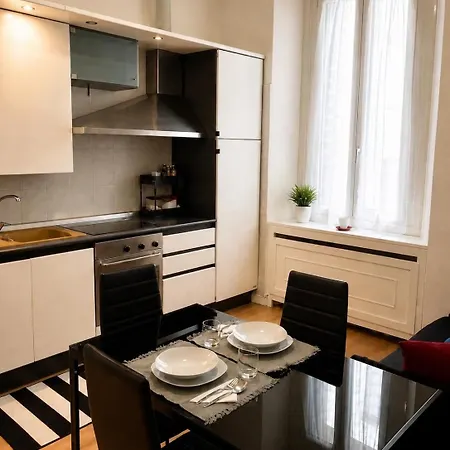 Plinio House * Milano