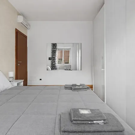 شقة Salis Comfort In A Setting, Well Connected To The Center ميلان