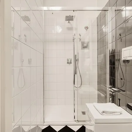 Hostmate - - San Gottardo - Navigli *
