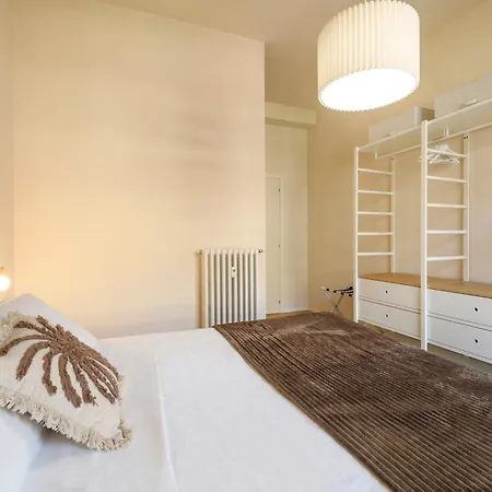 Giro 52 - 2 Bedroom Apartament, Close To San Siro, Fiera And 10 Min Metro To Duomo *