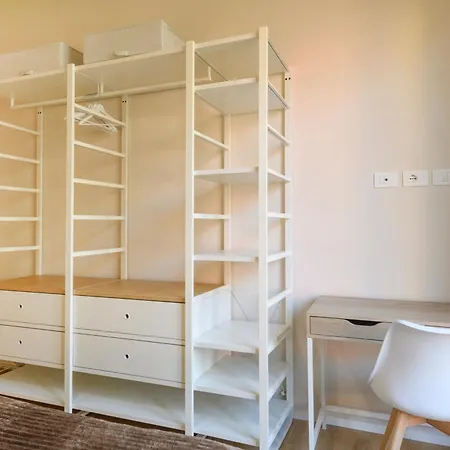 Giro 52 - 2 Bedroom Apartament, Close To San Siro, Fiera And 10 Min Metro To Duomo ミラノ